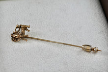 Load image into Gallery viewer, Vintage 14KT. Yellow Gold Lion Pin Brooch
