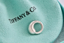 Load image into Gallery viewer, Tiffany &amp; Co. Elsa Peretti Eternal Circle 12mm Pendant
