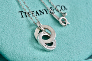 Tiffany & Co. Small Silver Dangling Interlocking Circles Pendant Necklace