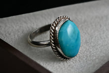 Load image into Gallery viewer, Native American Silver Handmade Polished Turquoise Pebble Ring Size 6.5
