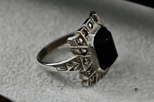 Vintage Uncas Sterling Silver Rhinestone Black Onyx Signet RIng Sing 4