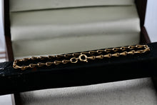 Load image into Gallery viewer, Vintage 14/20 Gold Filled Gold-Plated Staple Clip Link 7&quot; Bracelet
