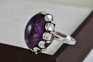 Vintage Silver Art Deco Large Oval Purple Amethyst Ring Size 8