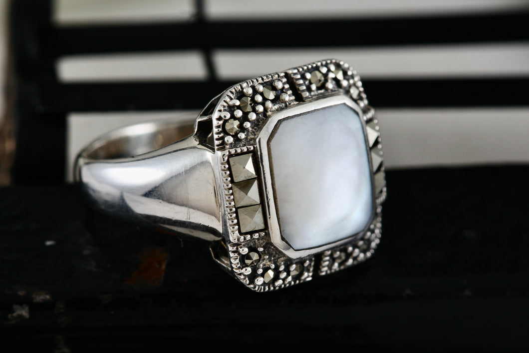 Sterling Silver Square Rhinestone Pearl Inlay Signet Ring Size 8.5