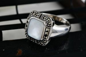 Sterling Silver Square Rhinestone Pearl Inlay Signet Ring Size 8.5