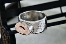 Load image into Gallery viewer, Signed Silver &amp; 14K Gold Hammered Signet Floral Etched Wide Band Ring Size 7
