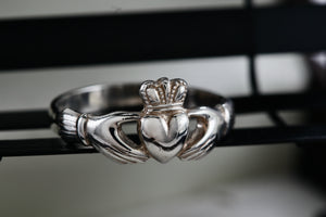 Sterling Silver Irish Claddagh Crown of Hearts Ring Ireland Size 7