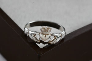 Sterling Silver Irish Claddagh Crown of Hearts Ring Ireland Size 7