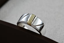 Load image into Gallery viewer, Vintage Taxco Mexico 10K Gold &amp; Silver Band Ring Size 7
