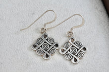 Load image into Gallery viewer, Vintage Sterling Silver Tik Tac Toe Swirl Square Dangle Earrings
