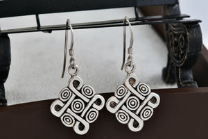 Vintage Sterling Silver Tik Tac Toe Swirl Square Dangle Earrings