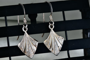 Lisa Lee Creation Sterling Silver Seashell Dangle Hook Earrings