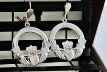 Load image into Gallery viewer, Sterling Silver Irish Claddagh Crown of Heart Circle Clip-On Earrings
