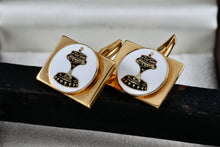 Load image into Gallery viewer, Vintage Delmas Gold Tone &quot;Lo Cup Match&quot; Goblet Cup Rectangle Cufflinks
