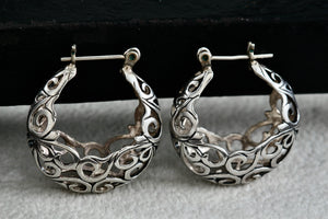 Jezlaine Sterling Silver Scroll Filigree Hoop Earrings