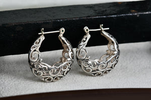 Jezlaine Sterling Silver Scroll Filigree Hoop Earrings