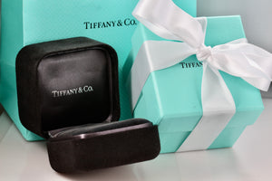 Tiffany & Co. Large Engagement Ring Presentation Black Suede Box Packaging