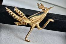 Load image into Gallery viewer, Swoboda Road Runner Bird Pearl Jade Gold Tone Brooch Pin
