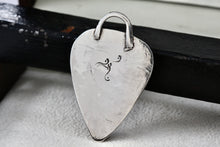 Load image into Gallery viewer, Vintage Silver Purple Agate Arrowhead Shaped Hand Made 1.75&quot; Pendant
