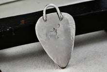 Load image into Gallery viewer, Vintage Silver Purple Agate Arrowhead Shaped Hand Made 1.75&quot; Pendant
