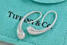 Load image into Gallery viewer, Tiffany &amp; Co. Elsa Peretti Teardrop Dangle Hook Earrings
