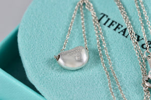 Tiffany & Co. Elsa Peretti Silver Small 11mm Bean Pendant Necklace