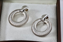 Load image into Gallery viewer, Trifari Large Ripple Circle Clip-On Earrings
