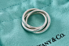 Load image into Gallery viewer, Tiffany &amp; Co. Silver Triple Interlocking Rings Size 4
