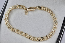 Load image into Gallery viewer, Beverly Hills 14K Yellow Gold Link Chain Bracelet
