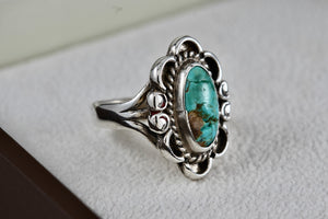 Native American Sterling Silver Elegant Oval Earthy Turquoise Handmade Ring Size 5.5