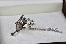 Load image into Gallery viewer, James Avery Sterling Silver Bagpipe 2&quot; Brooch Pin
