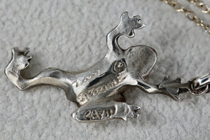 CAVIN RICHIE Sterling Silver Frog Charm Pendant 18" Necklace