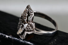 Load image into Gallery viewer, Black Hills Sterling Silver Leaf Ring Signed SV Size 3.5
