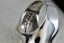 Load image into Gallery viewer, Sterling Silver Heavy Duty Wavy Illusion Dome Ring Size 6.5 Signed Mexico
