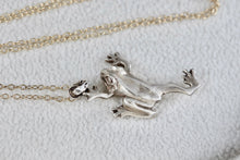 Load image into Gallery viewer, CAVIN RICHIE Sterling Silver Frog Charm Pendant 18&quot; Necklace
