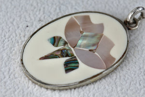 ALPACA Mexico Silver Rose Flower Abalone Inlay Handmade Oval Pendant