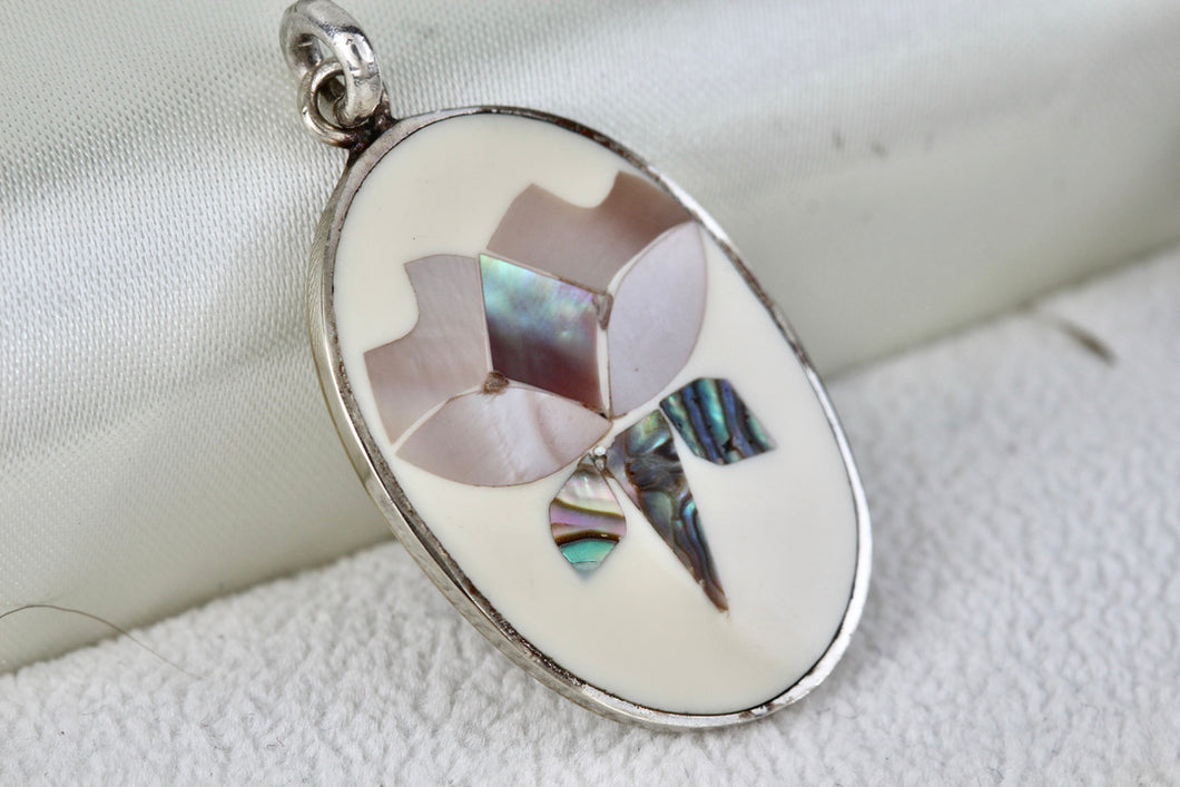 ALPACA Mexico Silver Rose Flower Abalone Inlay Handmade Oval Pendant