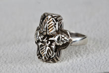 Load image into Gallery viewer, Black Hills Sterling Silver Leaf Ring Signed SV Size 3.5
