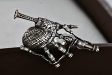 Load image into Gallery viewer, James Avery Sterling Silver Bagpipe 2&quot; Brooch Pin
