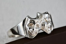 Load image into Gallery viewer, Sterling Silver Happy-Tragedy Two-Faced Masks Band Ring Size 7
