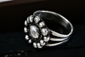Sterling Silver Handmade Flower Bead Ring Size 5.5