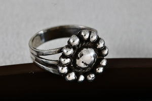 Sterling Silver Handmade Flower Bead Ring Size 5.5