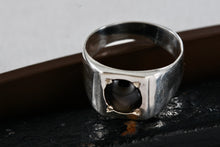 Load image into Gallery viewer, Sterling Silver Round Black Star Sapphire Square Dome Ring Size 9
