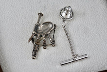 Load image into Gallery viewer, James Avery Sterling Silver Bagpipe 2&quot; Brooch Pin
