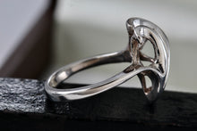 Load image into Gallery viewer, Sterling Silver Letter &quot;Y&quot; Signet Ring Size 6.5
