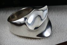 Load image into Gallery viewer, Sterling Silver Heavy Duty Wavy Illusion Dome Ring Size 6.5 Signed Mexico
