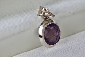 Sterling Silver Oval Cut Purple Amethyst Pendant