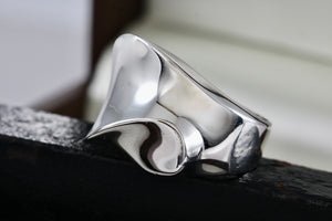 Sterling Silver Heavy Duty Wavy Illusion Dome Ring Size 6.5 Signed Mexico