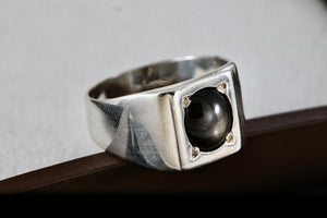 Sterling Silver Round Black Star Sapphire Square Dome Ring Size 9