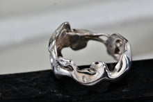 Load image into Gallery viewer, Sterling Silver Melt Wrap Ring Size 6
